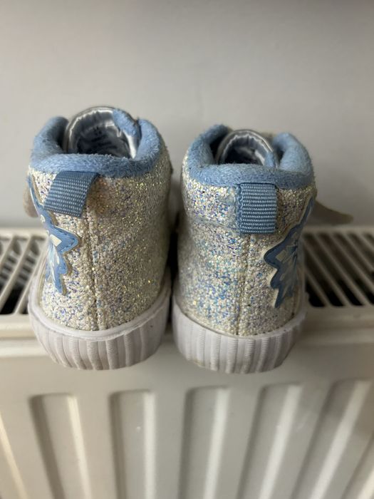 Ghete Elsa H&M nr.24