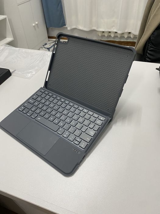 Продается блютус keyboard (клавиатура) для iPad