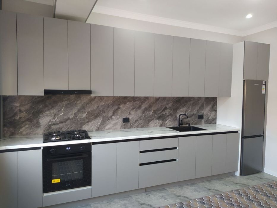 Аренда Яшнобод тумани иззат кучаси новостройка ғиштли дом 3/7/8  дом