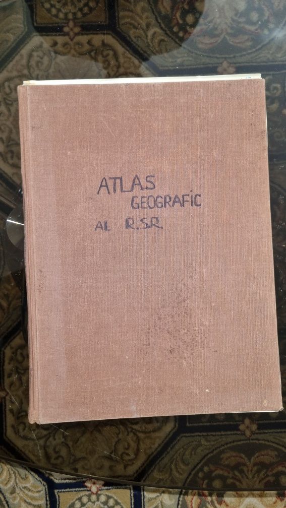 Anatomia omului si Atlas Geografic