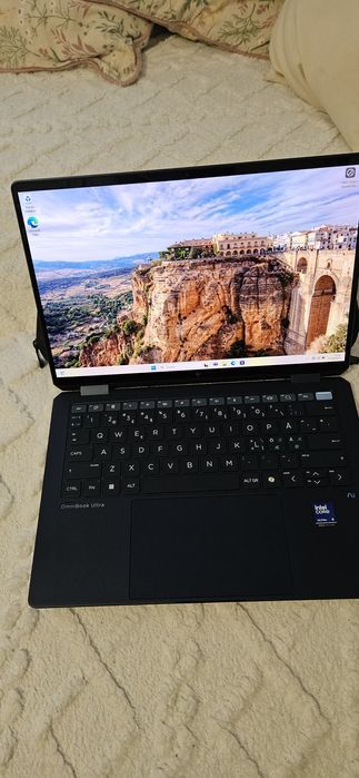 Laptop HP omnibook ultra flip