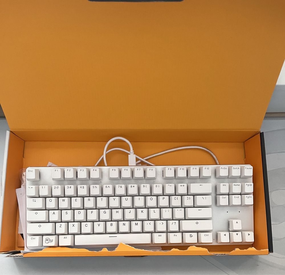 Glorious Modular Mechanical Keyboard 80% Клавиатура