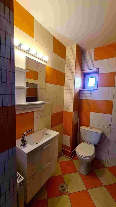 PROPRIETAR-apartament pretabil birouri,140 mp,etajul 1 vila, Bd Mamaia