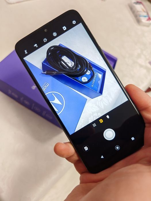 Motorola One Macro  4/64 GB - отличен!