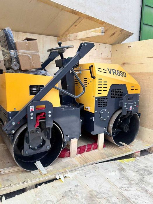 Vibrokatok 1 tonnalik