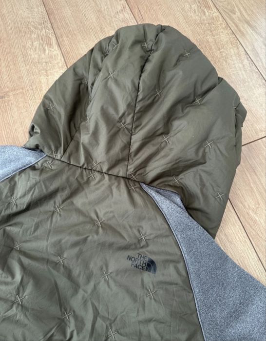 Jacheta The North Face originala din puf si pene