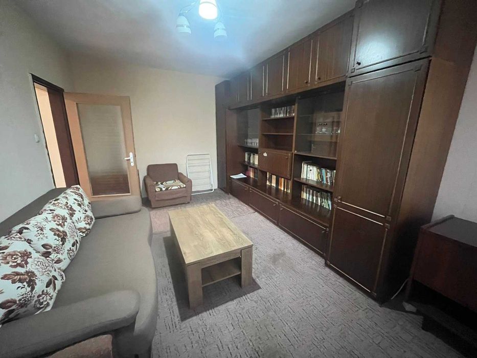 Дава се под наем Двустаен апартамент в Карлово - 64 кв.м за 229.5 € - Снимка #3