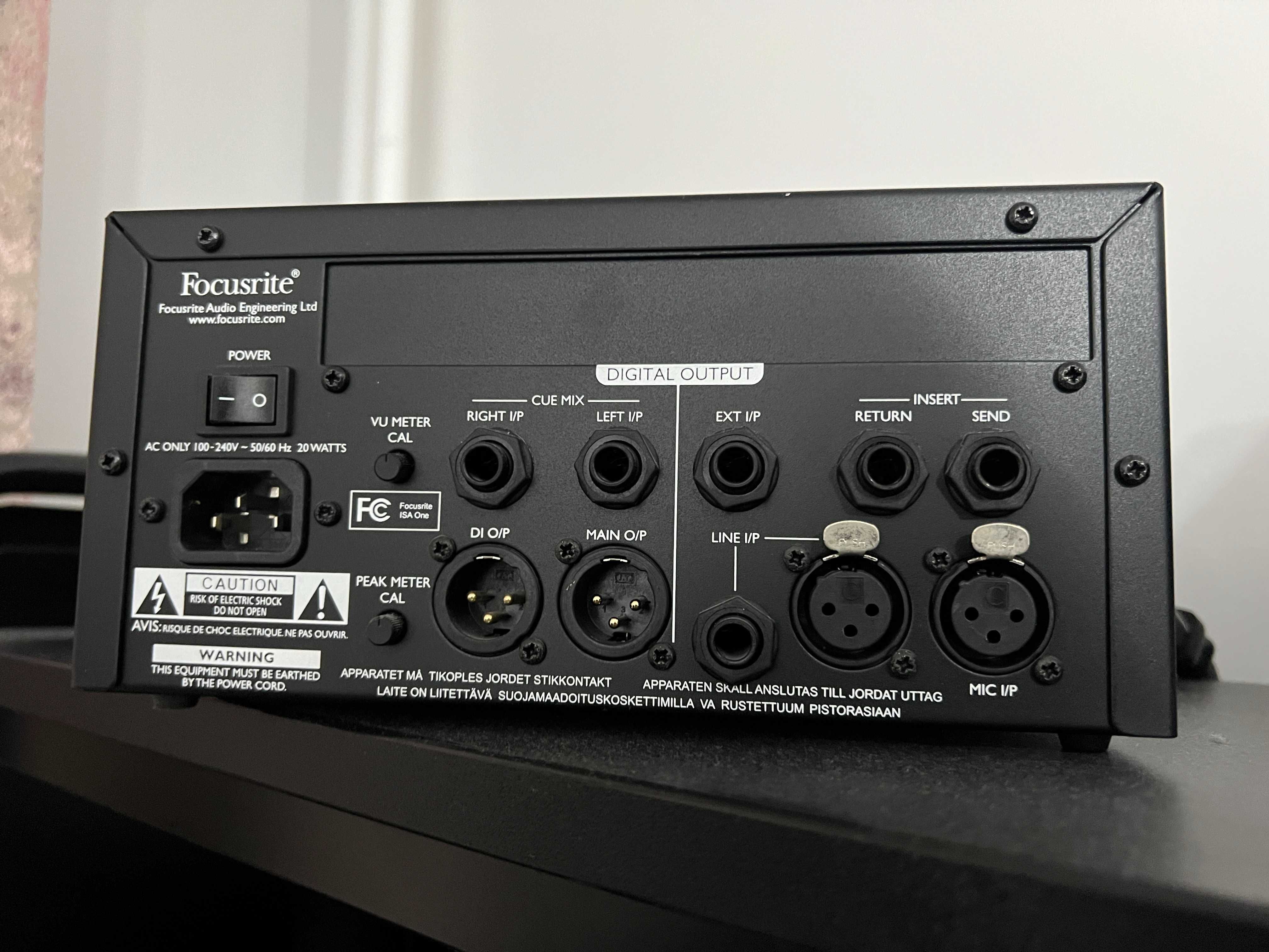 Focusrite ISA One Analog, ca nou, folosit de maxim 4-5 ori