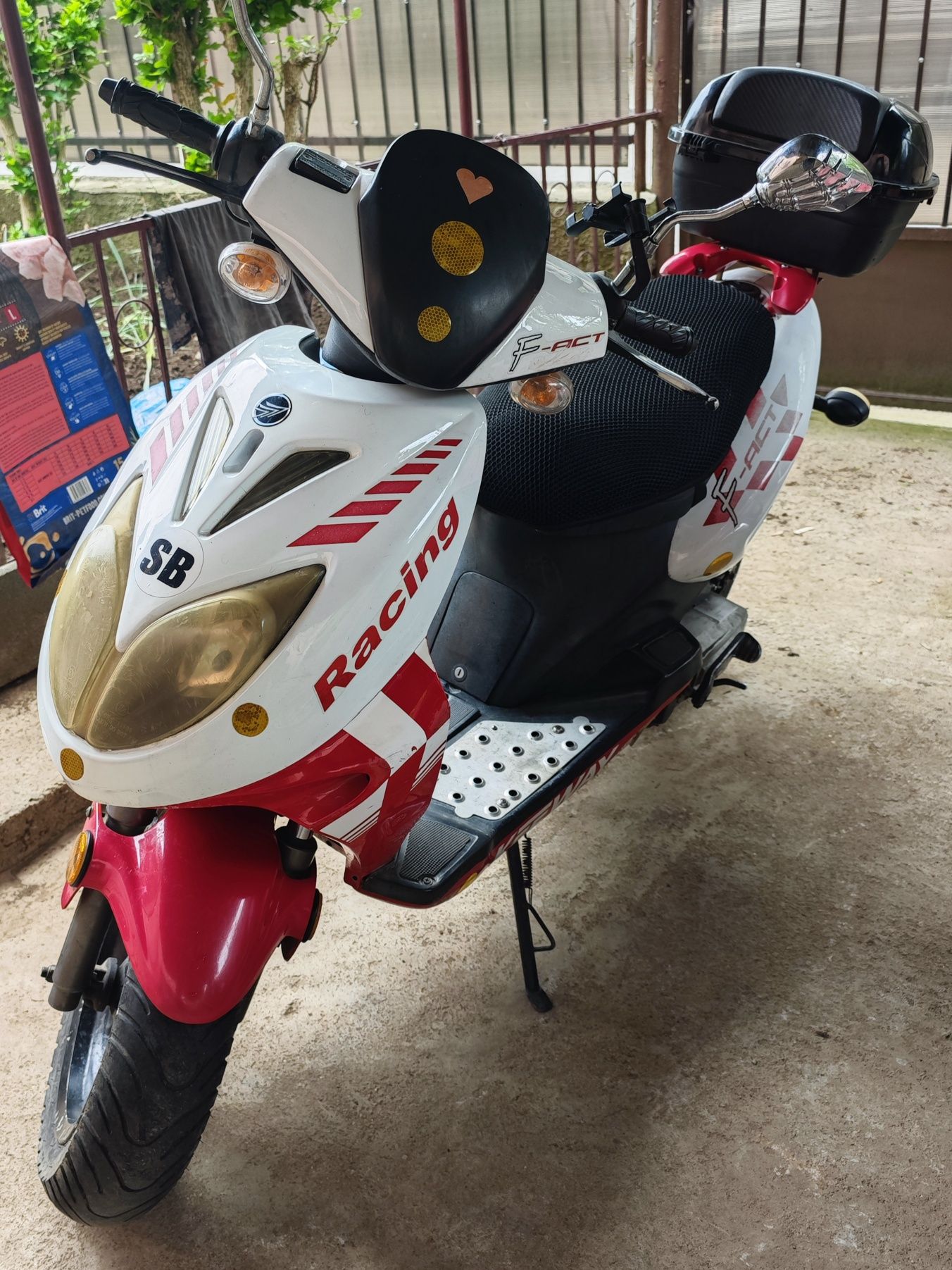 Keeway F-ACT 50 (2008) – Set motor nou, top case, alarmă