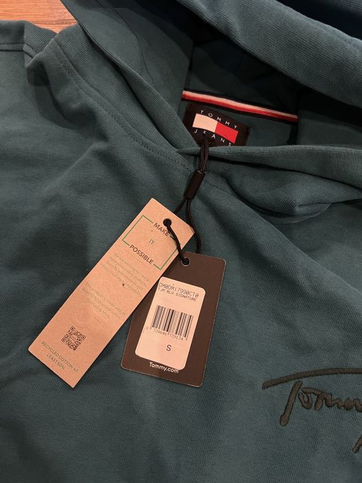 Суитшърт с етикет Tommy jeans