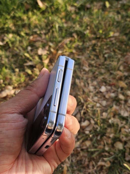 Samsung flip 4. 8/256gb