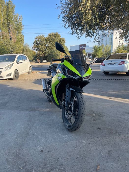 Yamaha R3 replica 400cc