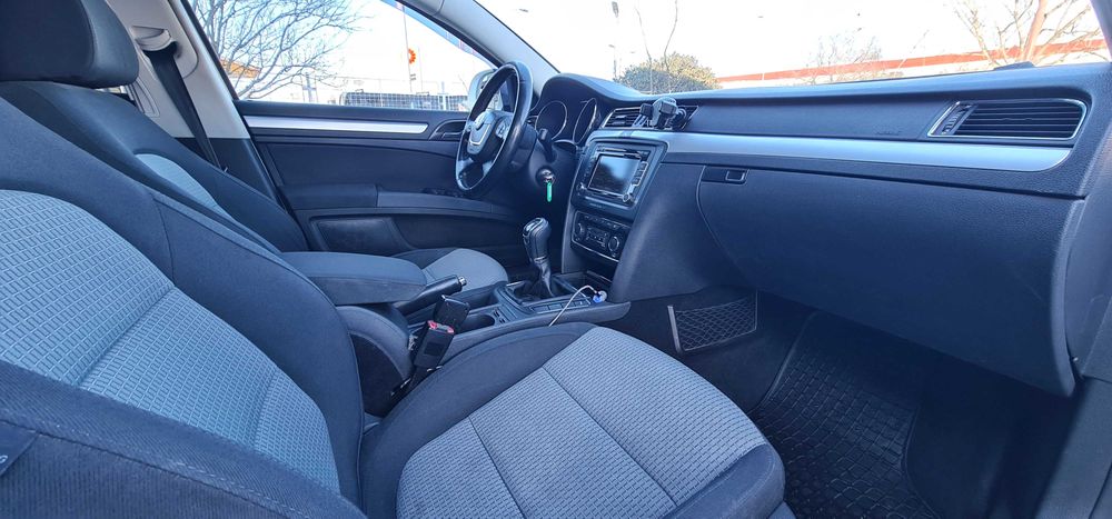 SKODA Superb 2, motor 2.0 TDI-CBBB - 170 CP - an 2010 - Euro 5