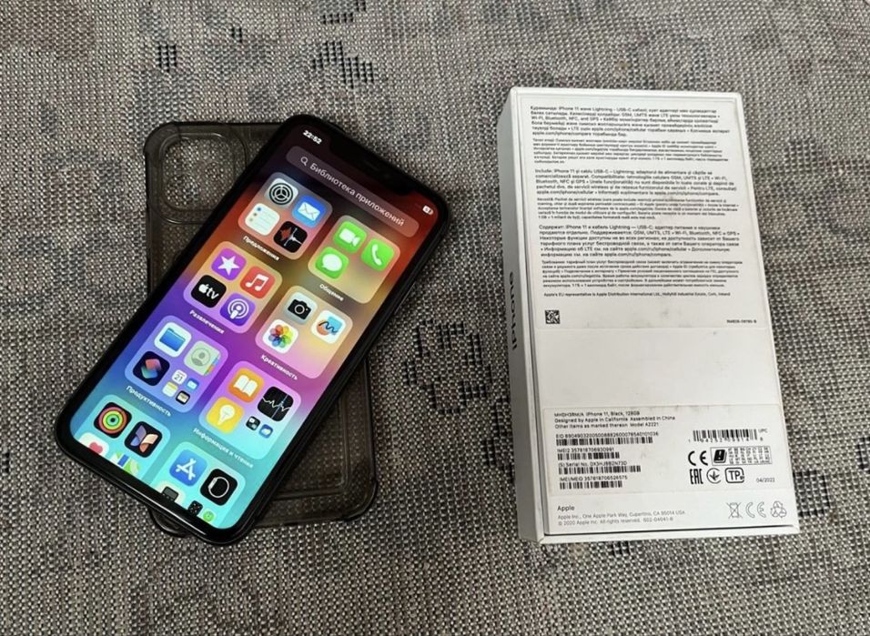 Iphone 11/128 в идиальном состояний без ремонта сколов и царапин