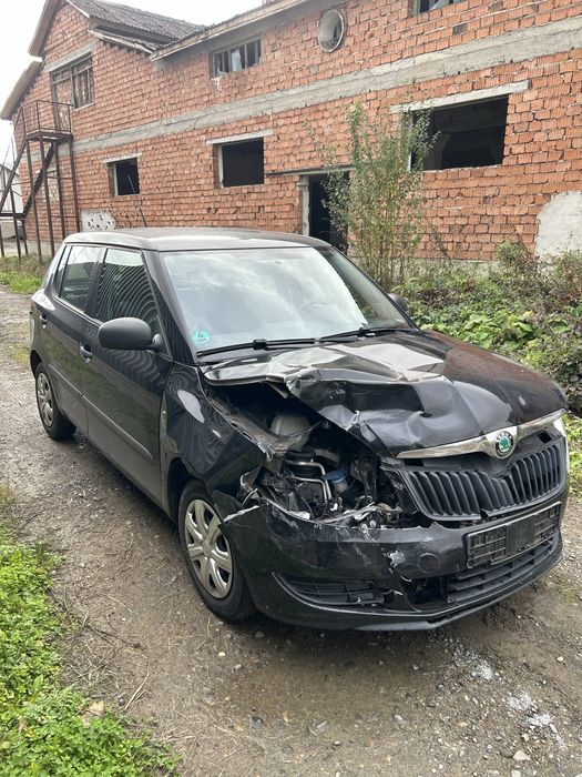 Avariat Skoda Fabia 1.2TSi 83cp 2011 euro 5 90.000km