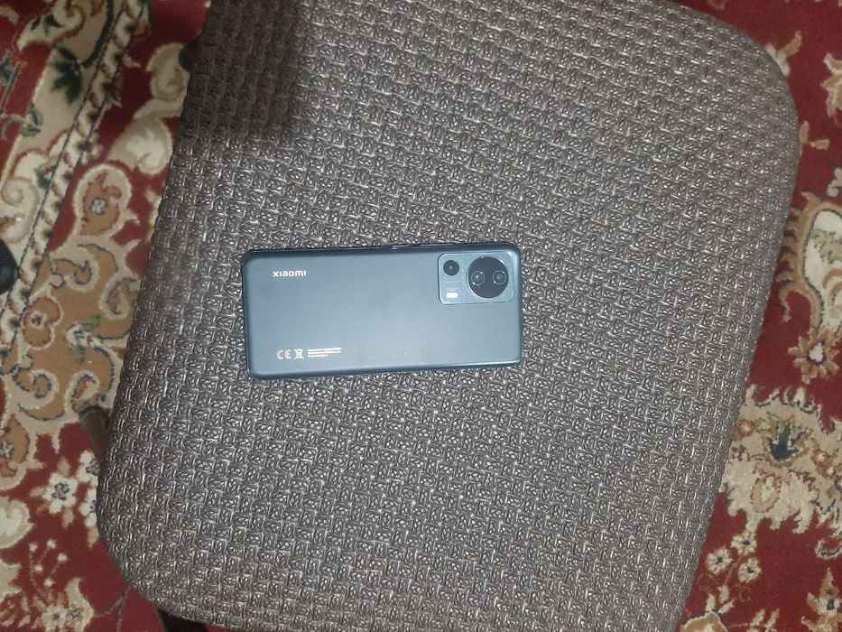 Xiaomi 13 lite sotiladi aybi yoʻq 8ga 128  iphone 11proga obmen bor