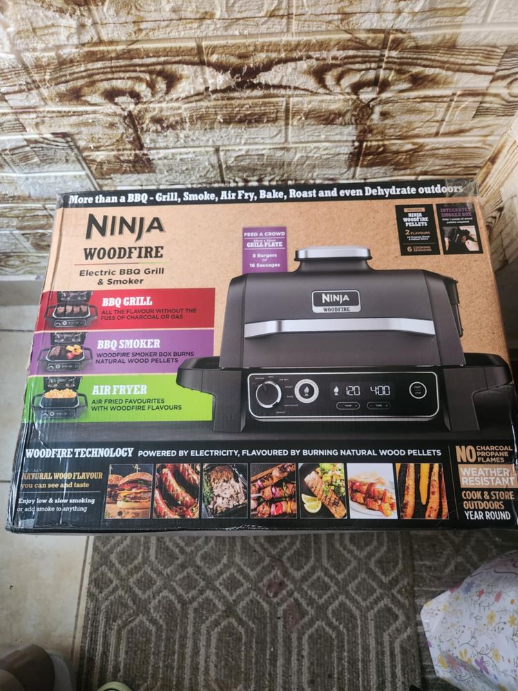 Електрически уред BBQ грил и пушилня Ninja Woodfire 7 в1