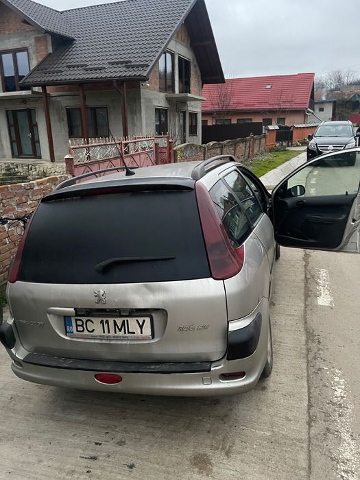 Vând Peugeot 206 an 2006 1.4 diesel
