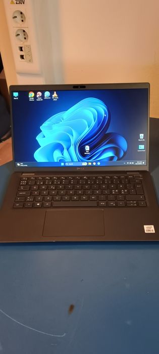 Laptop DELL Latitude 7410 (P119G) IMPECABIL