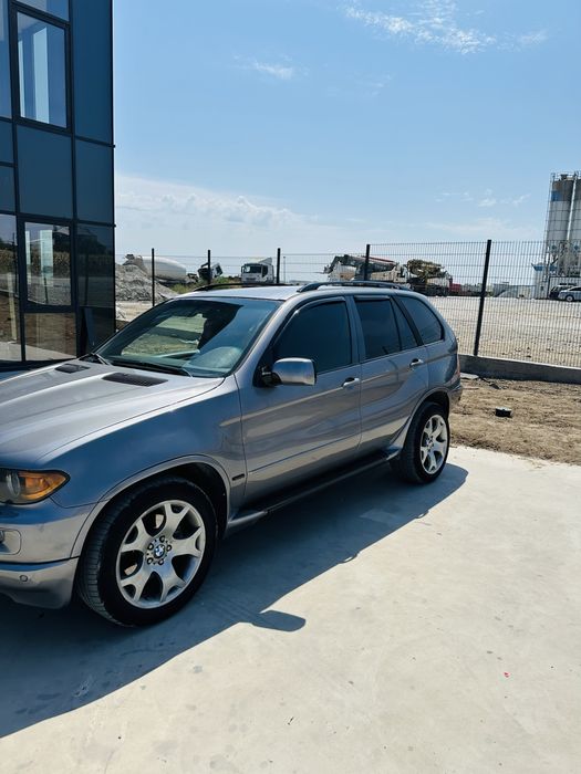 Vand BMW x5 sau schimb