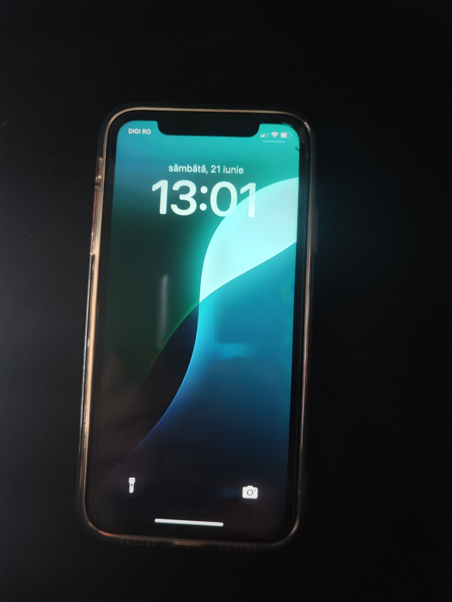 Vând iPhone xr, 100% baterie