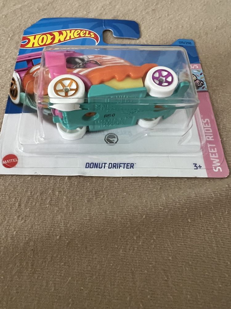 Masinuta HotWheels Donut Drifter (Treasure Hunt)