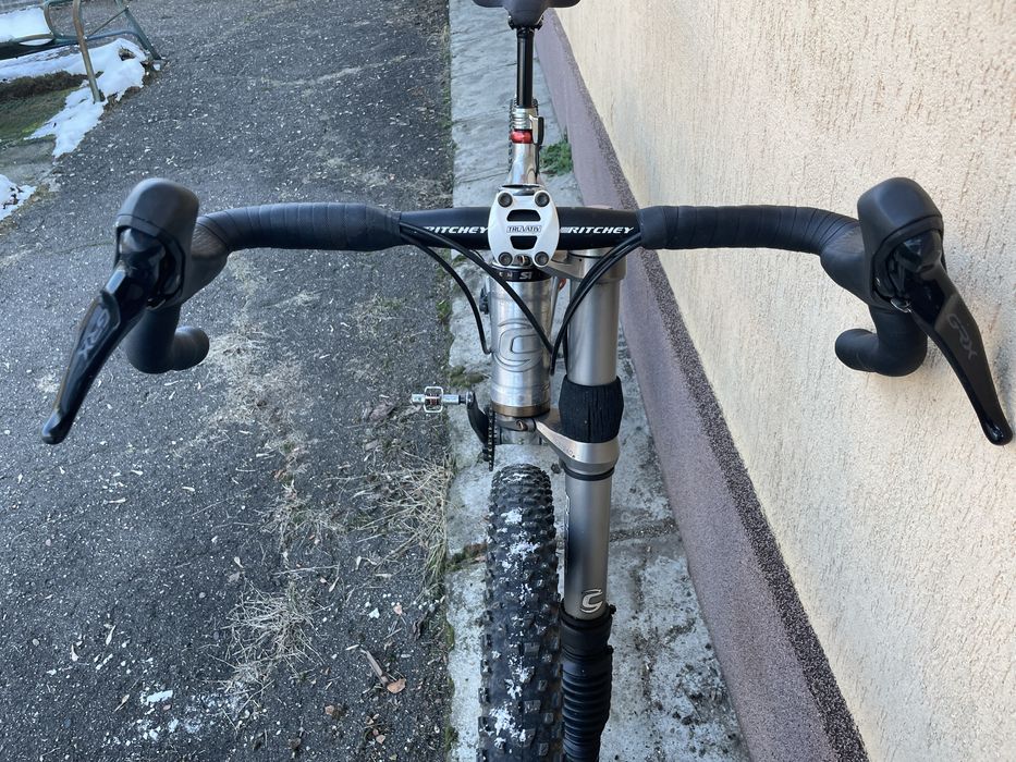 Cannondale F29 Caffeine gravel