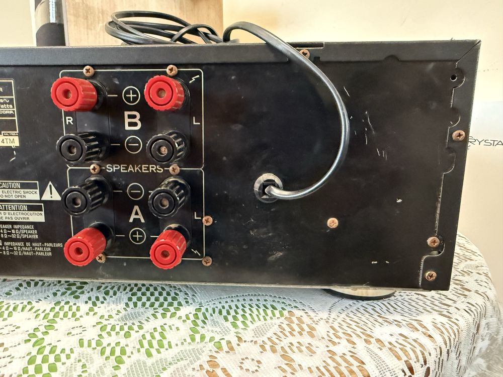 Pioneer A-676 Стерео усилвател