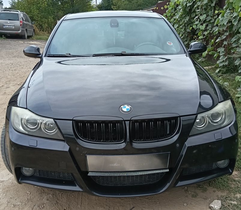 BMW seria 3 model 320 i benzina 2008