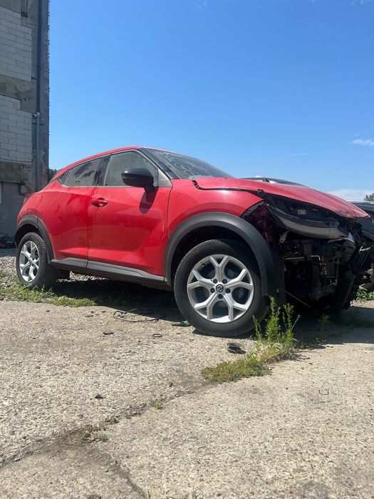 Dezmembrez piese Nissan Juke 2021