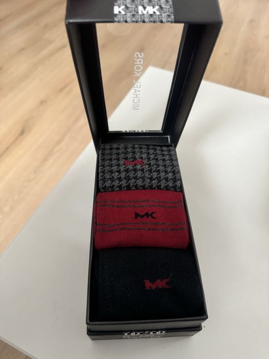 Sosete Barbati MICHAEL KORS 40-46/ Noi/ Set 3 perech