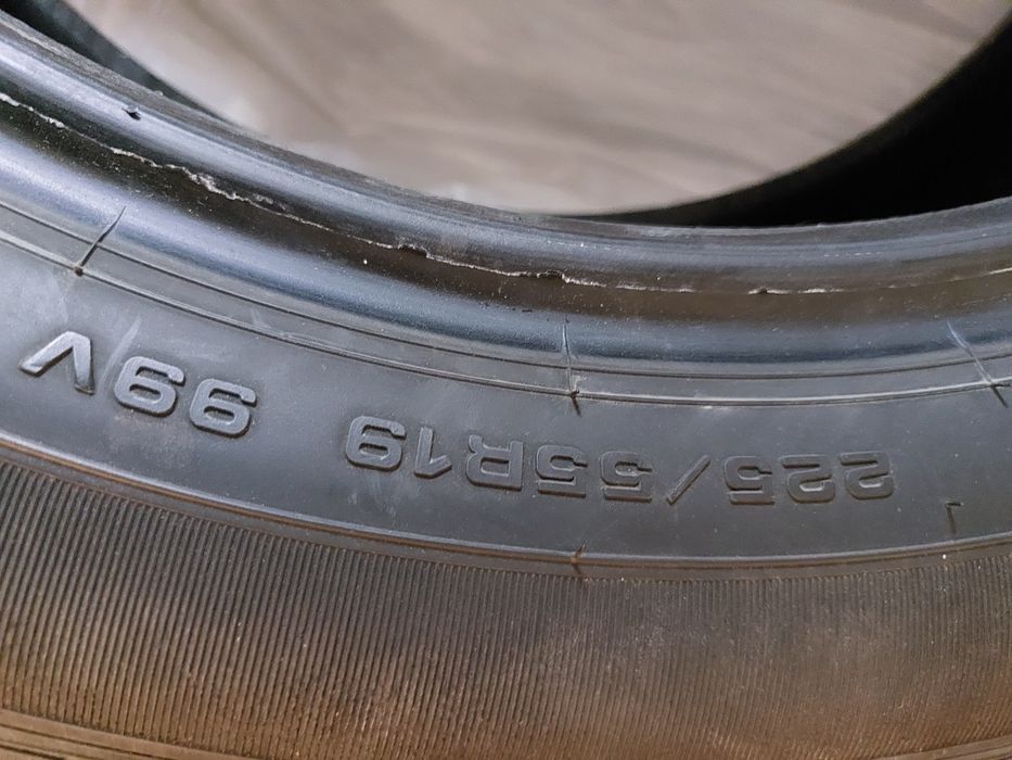 Anvelope vara Gooyear Efficient Grip 225 55 R19 set