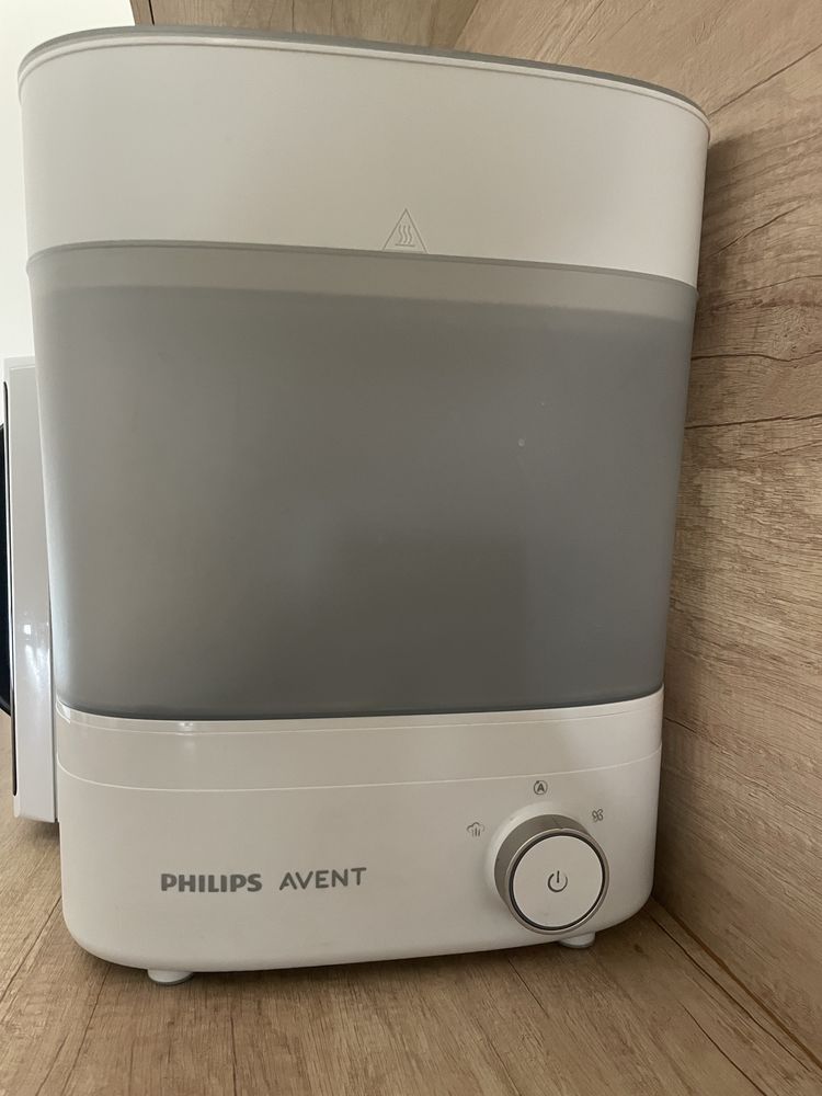 Sterilizator si Uscator Biberoane Premium Philips Avent |