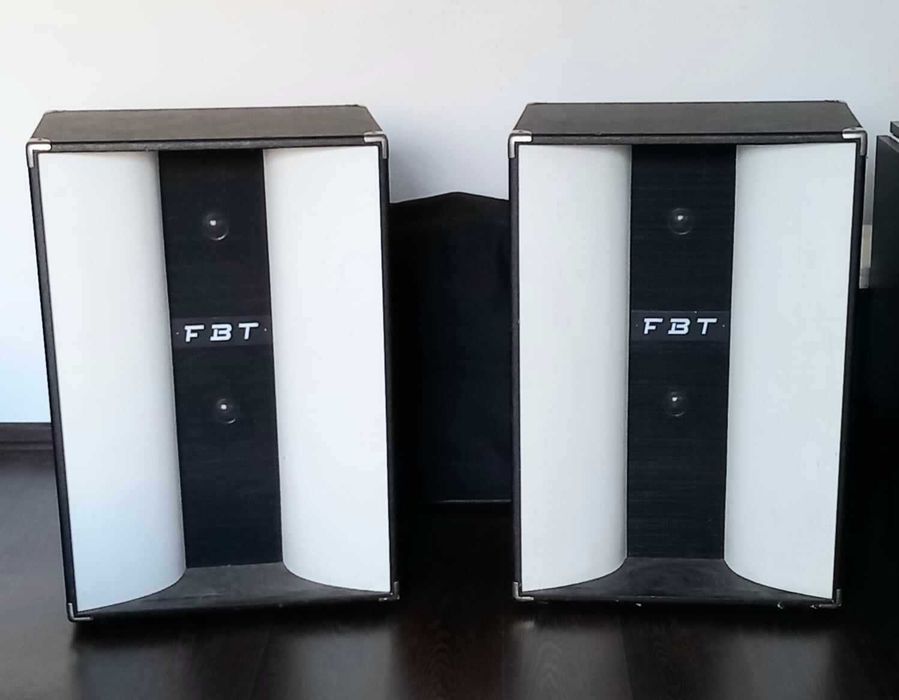 Vand doua boxe cu fanta F.B.T. Personal 1004 t