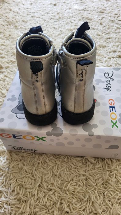 Ghete pentru fetite Geox Trappers, numar 29