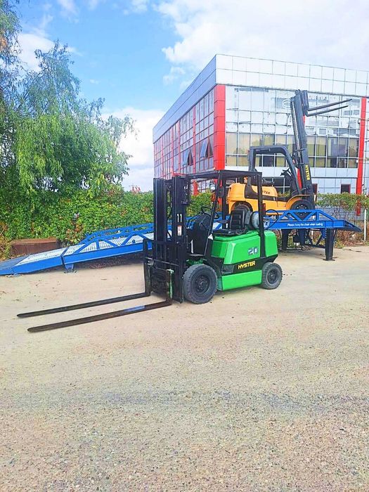 Motostivuitor Hyster 2 tone an 2009 Gpl pentru container