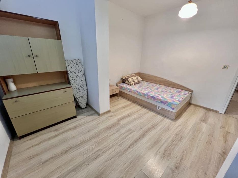 Дава се под наем Тристаен апартамент в Варна, Лятно кино Тракия - 90 кв.м за 500 € - Снимка #3