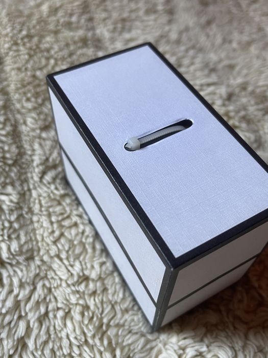 Гривна Lucy K. Нова