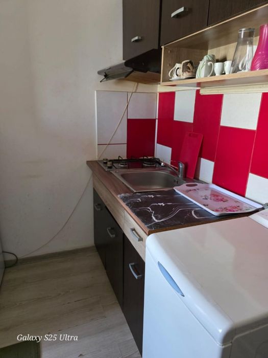 Dau in chirie garsonieră