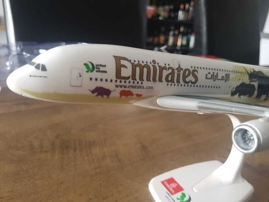 Macheta avion Emirates A380 Wildlife | Decoratie | Perfect pt cadou