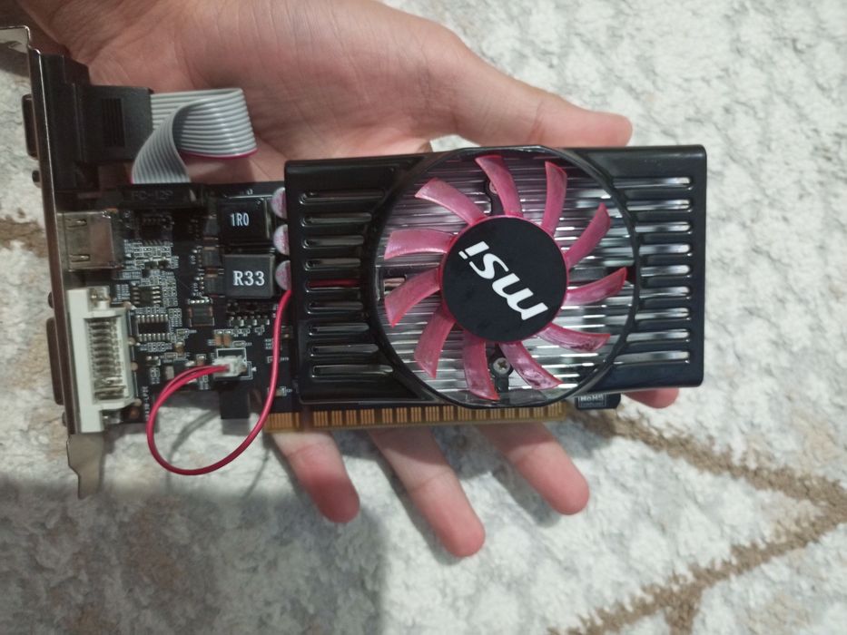 Продам видеокарту 630