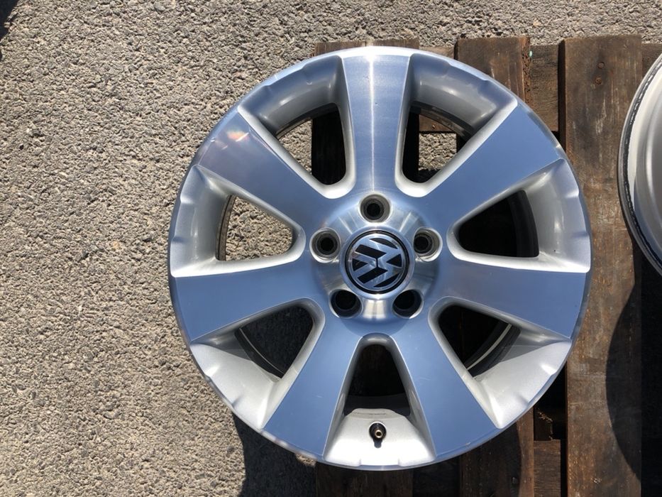 VW Tiguan Touran Golf Pasat Тигуан Тоуран Голф Пасат 16 цола