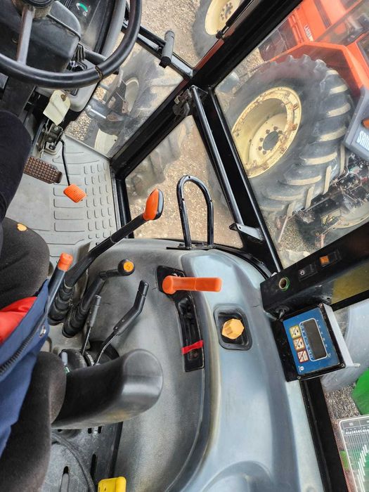 Tractor New Holland L95 Dt, an 2000, cutie mecanica, 4x4. IMPORT