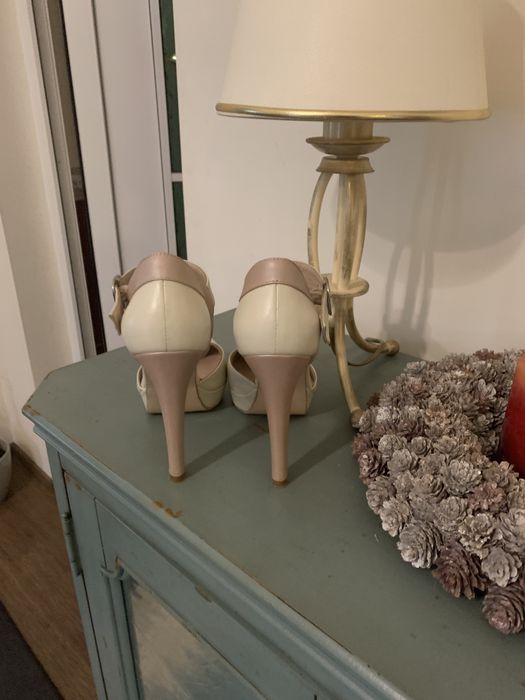 Pantofi din piele, pentru ocazii speciale