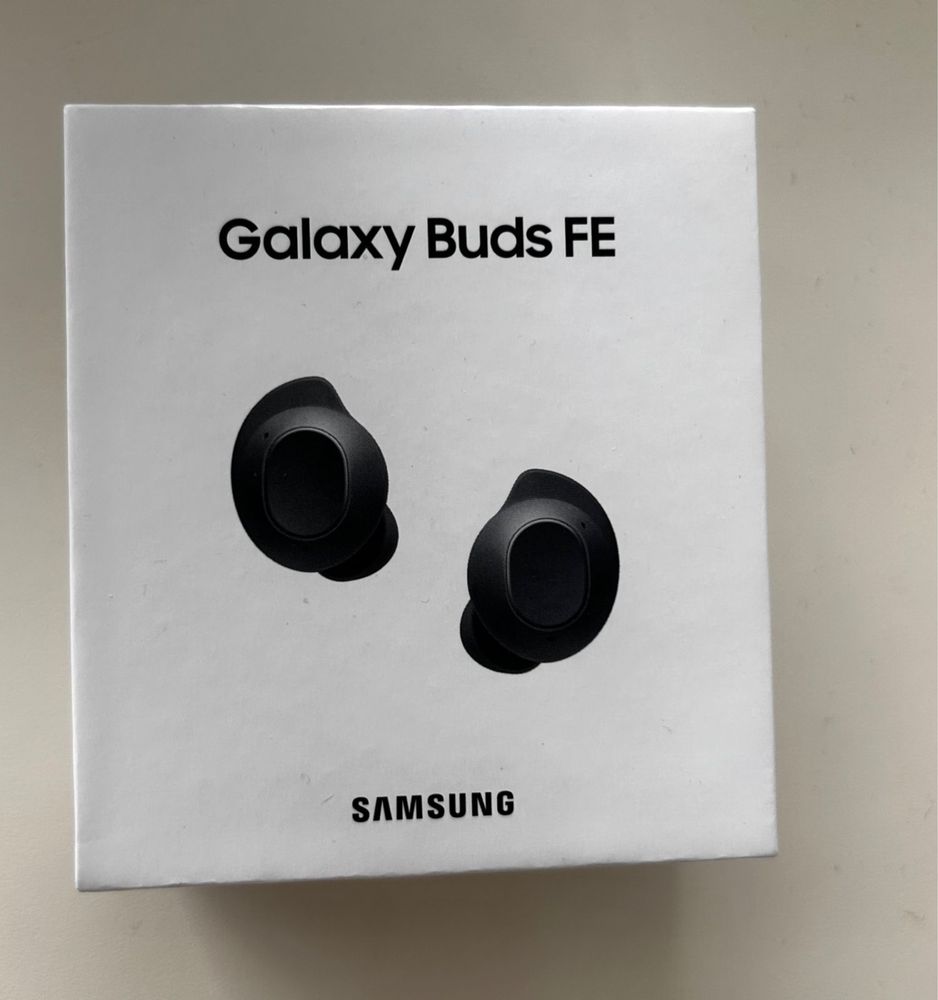 Продам наушник samsung  оригинал Galaxy Buds FE новый