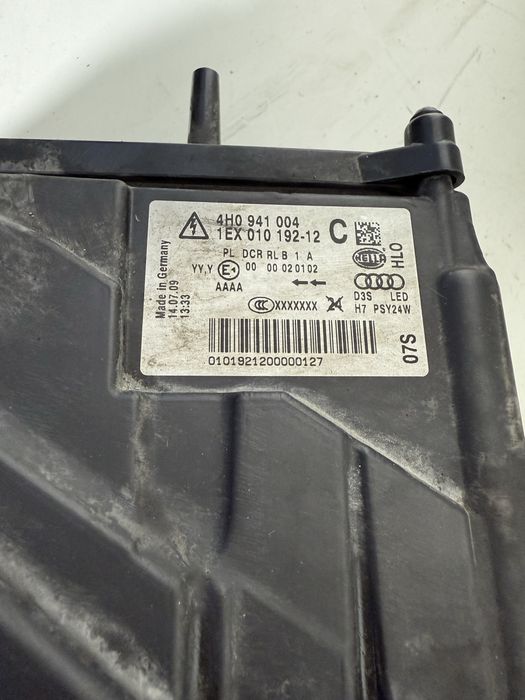 Десен фар Bi xenon audi a8 d4 4h desen far