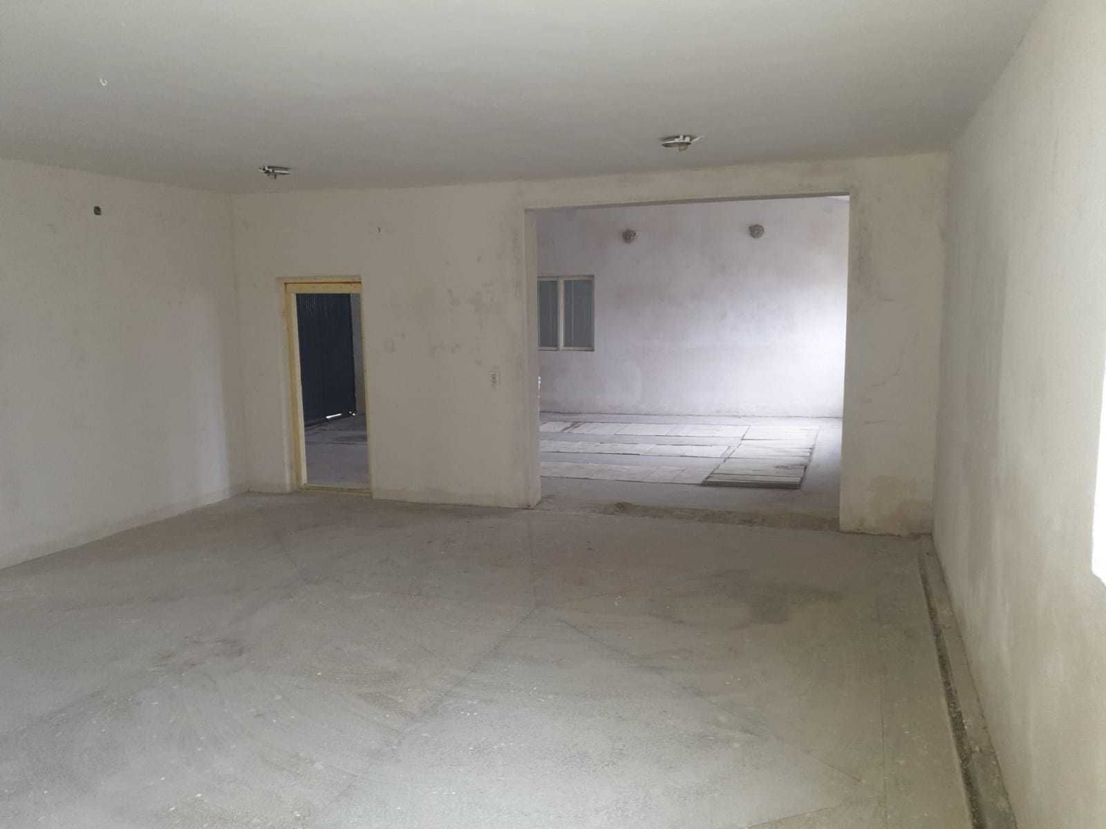 Hala Calea Moldovei