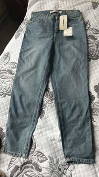 Новые джинсы Mom 36 размер (42 ро)