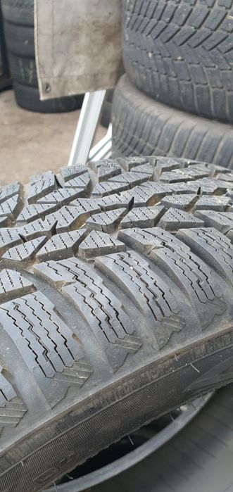 Vând anvelope iarnă