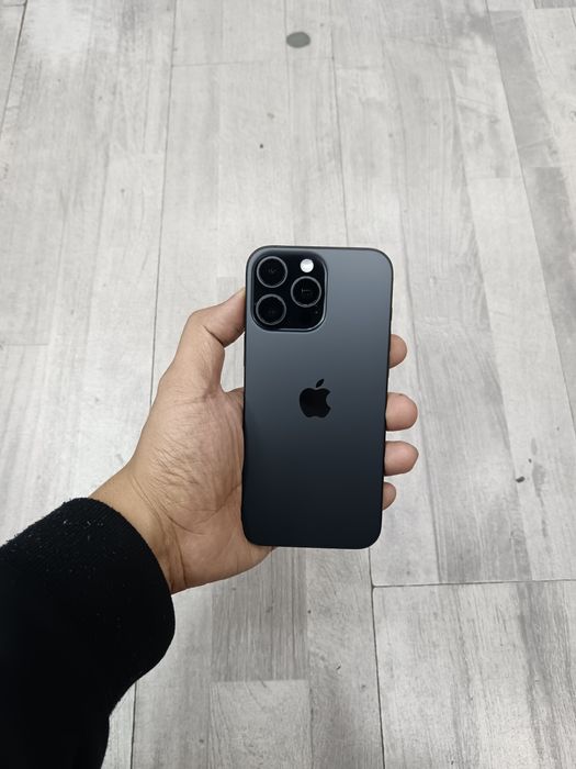 iPhone 16 Pro Max AH/A 256 GB Black ideal